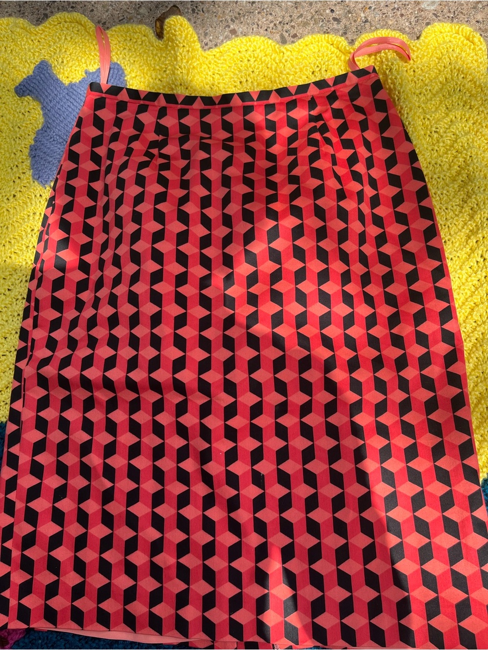 Sandra King Peach and Black Geometric Pencil Skirt Size 6